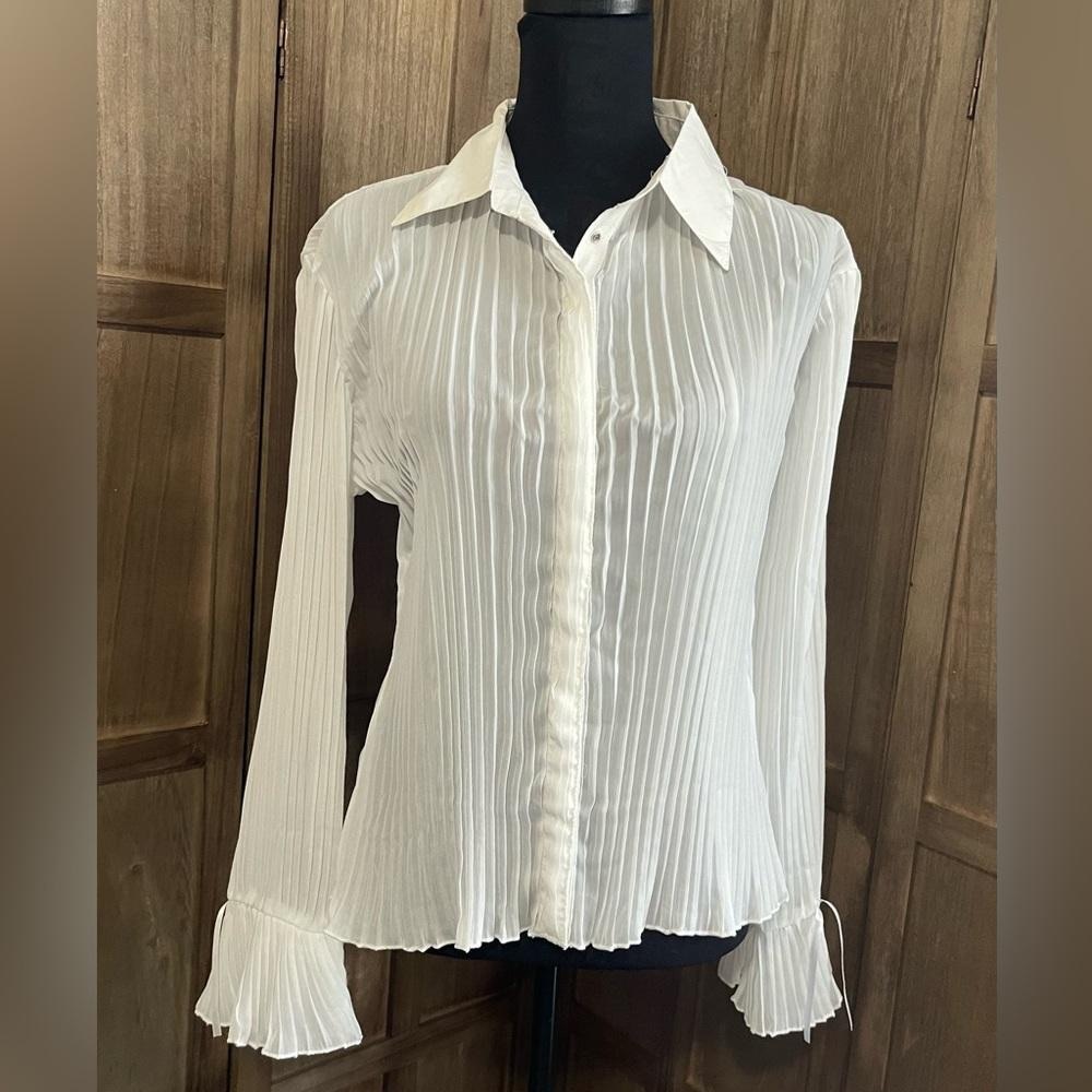 Elegant White Pleated Blouse